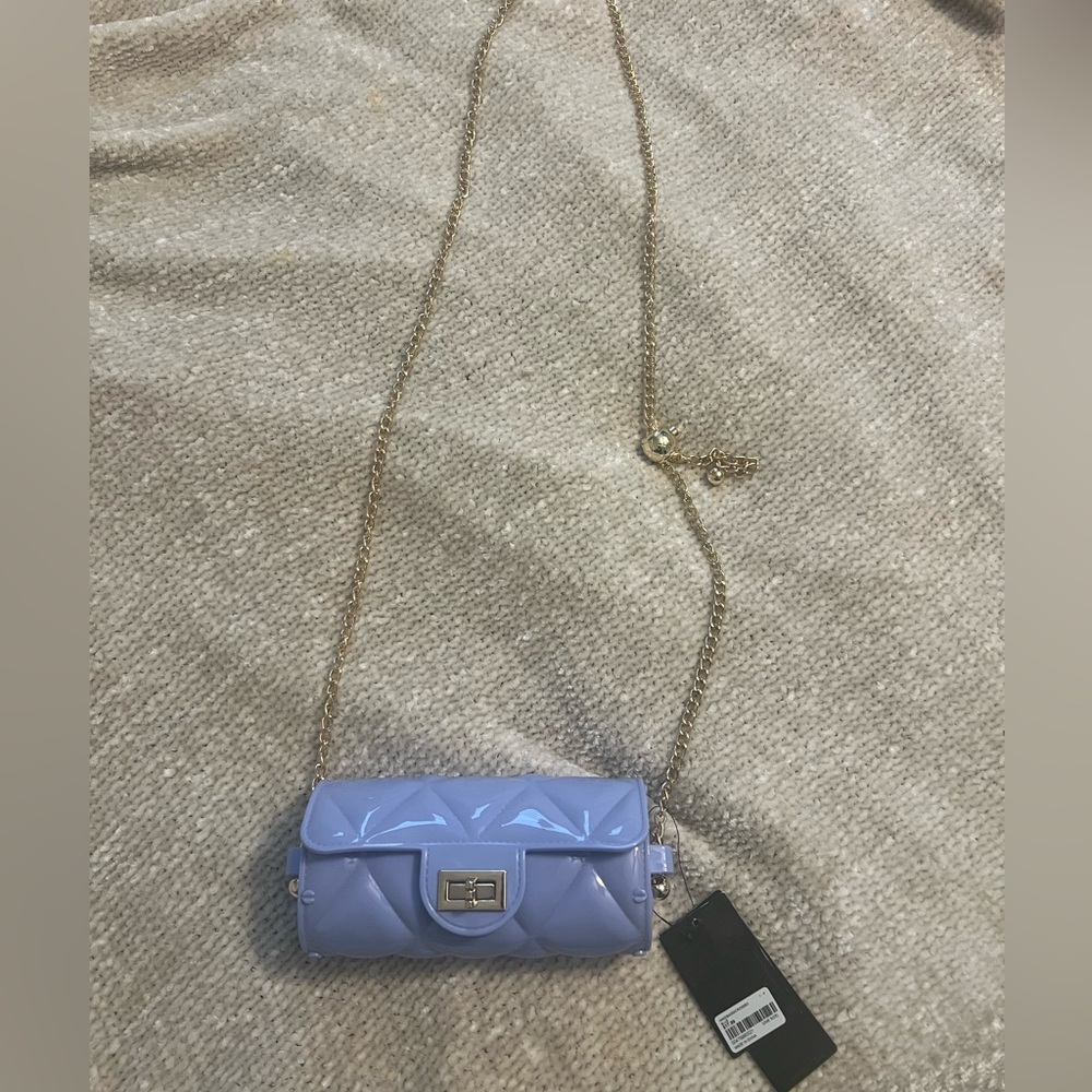 Lilac barrel bag with chain strap